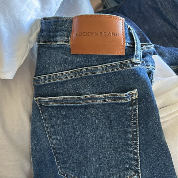 Lucky Brand Skinny Jeans - Picture 5 of 5